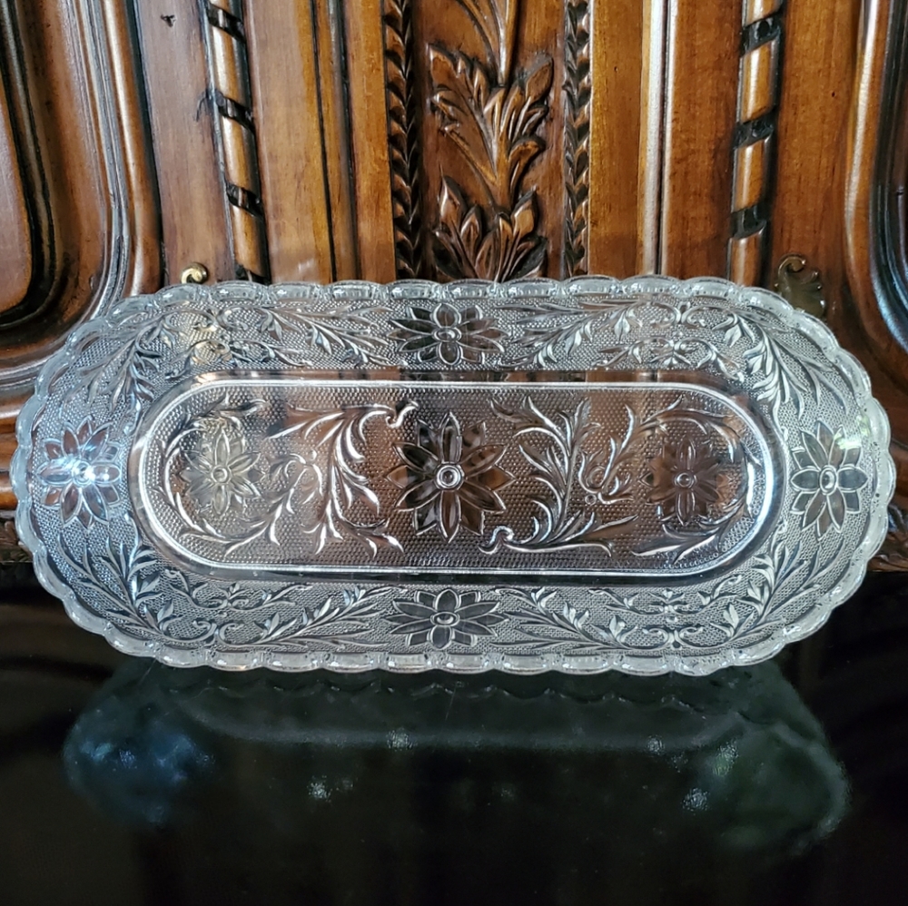 Vntg 10 1/4" Oval "Sandwich Clear" Dish by Tiara 🇺🇸 - Picture 6 of 12